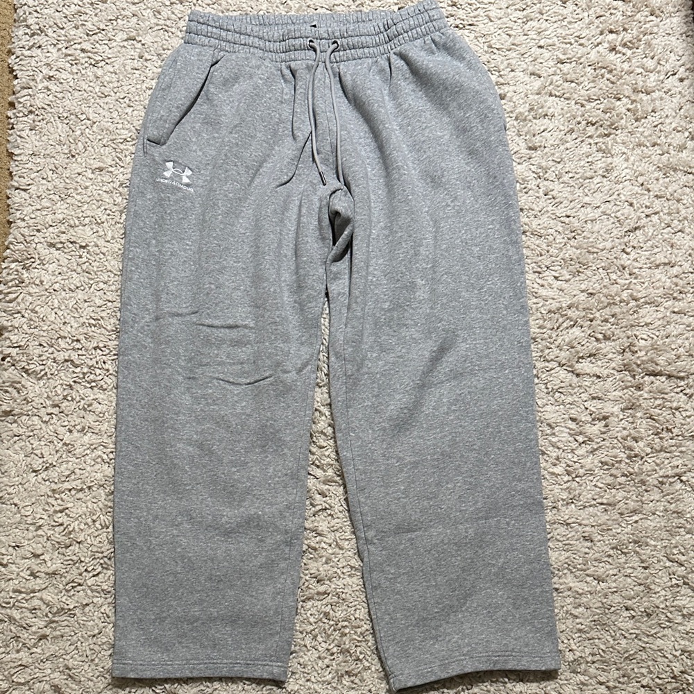 Under Armour Heather Gray Sweatpants